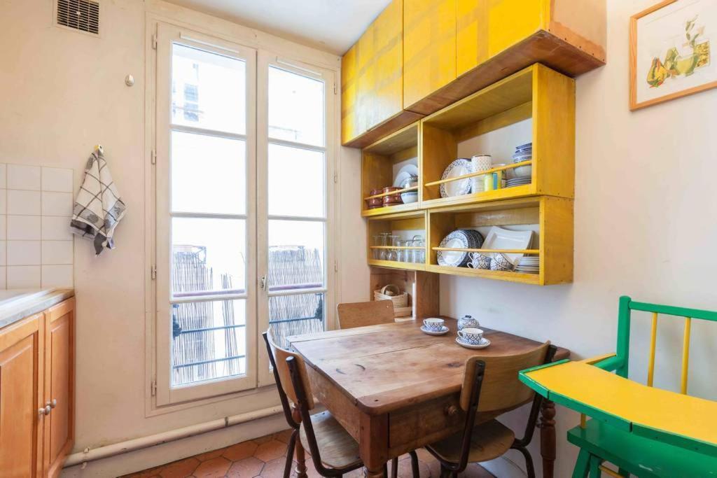Sejour Haut Marais Paris Bagian luar foto