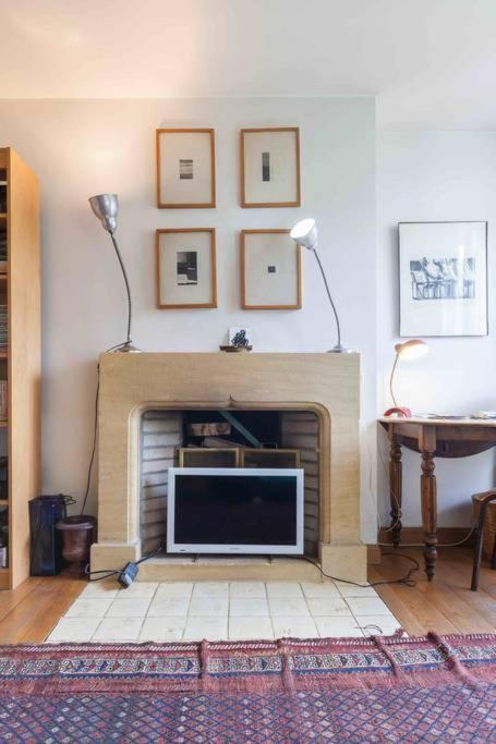 Sejour Haut Marais Paris Bagian luar foto